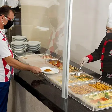 Ladin Ξενοδοχείο Çeşme